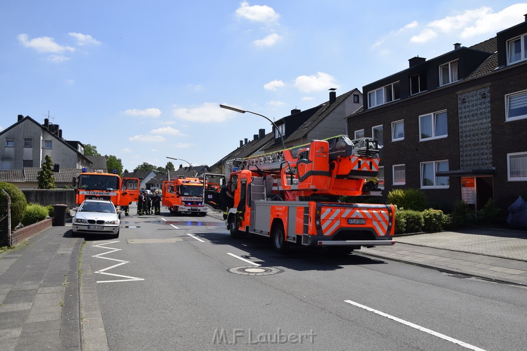 Feuer 1 Koeln Porz Grengel Waldstr P090.JPG - Miklos Laubert